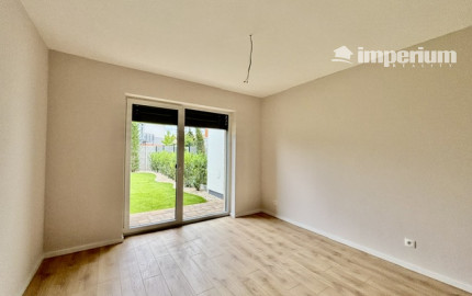 Moderný dom s vlastnou záhradou, terasou súčasť trojdomu v obci Miloslavov časť Alžbetin Dvor.