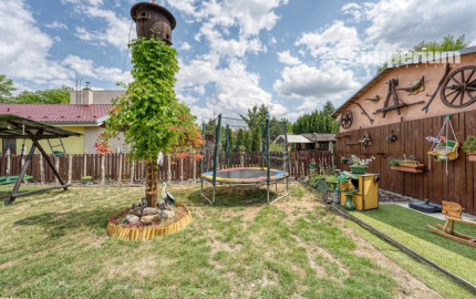 Na predaj kompletne zrekonštruovaný 3-izbový rodinný dom v Šamoríne – časť Mliečno