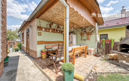 Na predaj kompletne zrekonštruovaný 3-izbový rodinný dom v Šamoríne – časť Mliečno