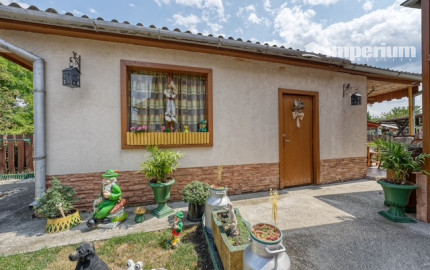 Na predaj kompletne zrekonštruovaný 3-izbový rodinný dom v Šamoríne – časť Mliečno