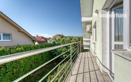 PRIESTRANNÝ RODINNÝ DOM V HAMULIAKOVE na pozemku 625 m2