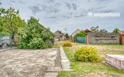 Rodinný dom na predaj v obci Báč – pozemok 919 m²