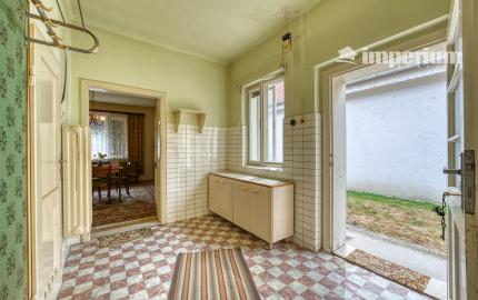 Rodinný dom na predaj v obci Báč – pozemok 919 m²