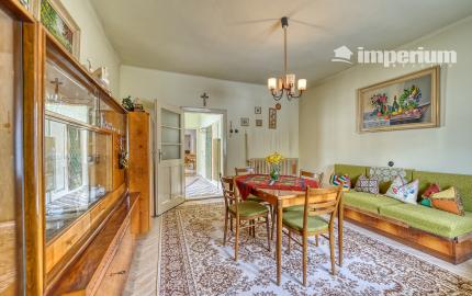 Rodinný dom na predaj v obci Báč – pozemok 919 m²