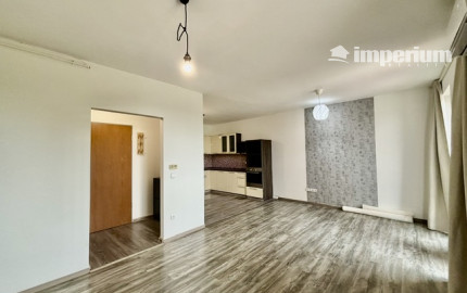Na predaj 3 izbový byt s 2-ma balkónmi ,1parkovacie miesto v obci Rajka.