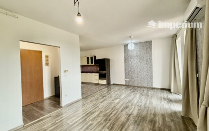 Na predaj 3 izbový byt s 2-ma balkónmi ,1parkovacie miesto v obci Rajka.