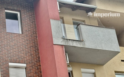 Na predaj 3 izbový byt s 2-ma balkónmi ,1parkovacie miesto v obci Rajka.