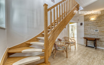PRIESTRANNÝ RODINNÝ DOM V HAMULIAKOVE na pozemku 625 m2