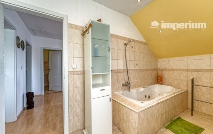 PRIESTRANNÝ RODINNÝ DOM V HAMULIAKOVE na pozemku 625 m2