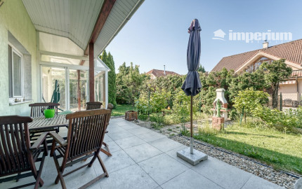 PRIESTRANNÝ RODINNÝ DOM V HAMULIAKOVE na pozemku 625 m2