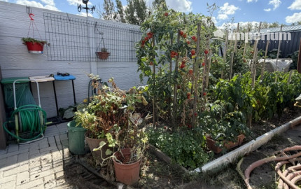 Na predaj 3-izbový rodinný dom v dvojdome – 75 m² + terasa 12 m², Dunajský Klátov