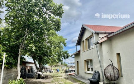 Komfortné bývanie v dvojgeneračnom 7 izbovom rod. dome v obci Vieska.