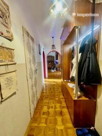 LEHNICE - Veľký Lég, na predaj veľký 3. izb. byt aj s garážou