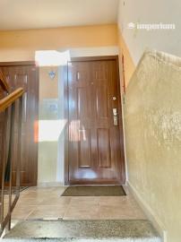 LEHNICE - Veľký Lég, na predaj veľký 3. izb. byt aj s garážou