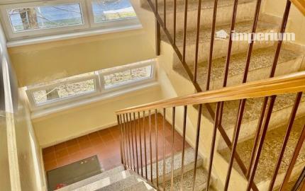 LEHNICE - Veľký Lég, na predaj veľký 3. izb. byt aj s garážou