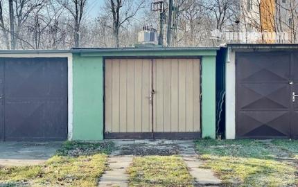 LEHNICE - Veľký Lég, na predaj veľký 3. izb. byt aj s garážou