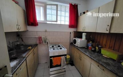 Na predaj 4izb. starší rodinný dom na 9 árovom pozemku v Maďarsku, obec Jánossomorja.