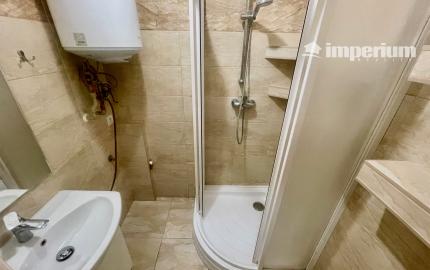 REZERVOVANÉ - predaj 2 izb. byt v Šamoríne, Školská ulica.