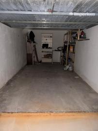 Na predaj pekný veľkometrážny 3 izbový byt s garážou na ul. Nová Ves.