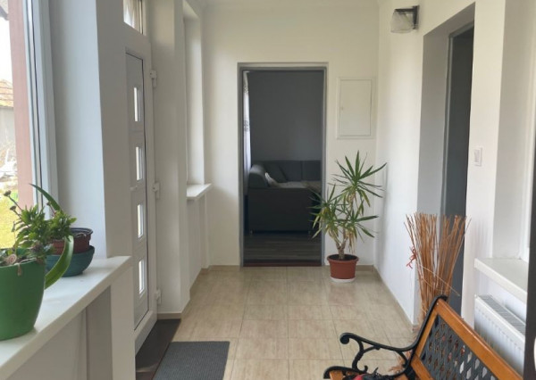 REZERVOVANÉ - Rodinný dom len na skok od koryta Malého Dunaja? TENTO DOMČEK VÁM HO POSKYTNE.