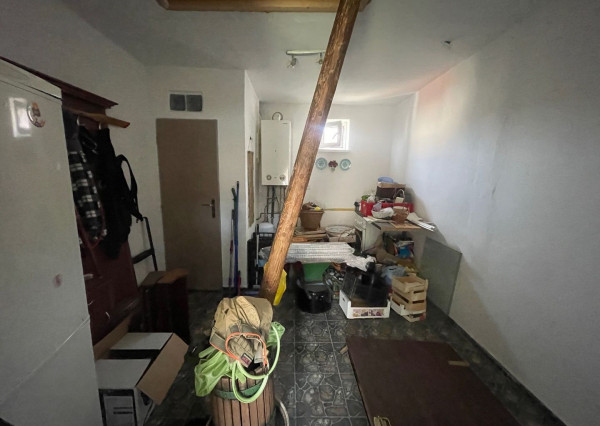 REZERVOVANÉ - Rodinný dom len na skok od koryta Malého Dunaja? TENTO DOMČEK VÁM HO POSKYTNE.