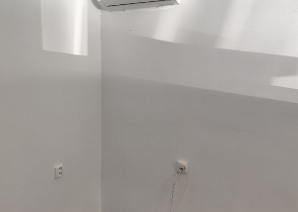 Na predaj 4  - izbový rodinný dom s veľkou záhradou v obci Veľké Kosihy