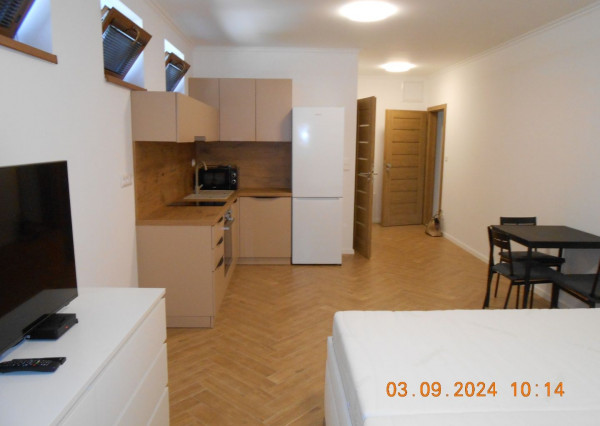 Prenájom zariadeného 1-izbového apartmánu v rodinnom dome mesta Šamorín