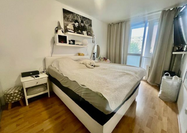 Predaj 3-izbový slnečný byt  blízko centra na ulici Nám.Priateľstva v Dunajskej Strede.