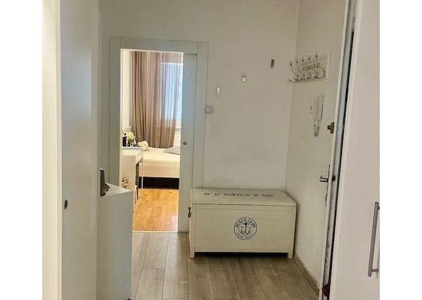 Predaj 3-izbový slnečný byt  blízko centra na ulici Nám.Priateľstva v Dunajskej Strede.