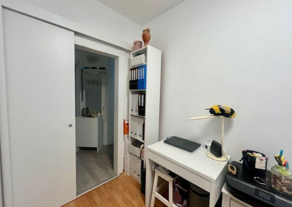 Predaj 3-izbový slnečný byt  blízko centra na ulici Nám.Priateľstva v Dunajskej Strede.