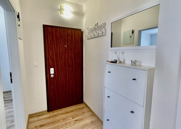 Na predaj pôvodne 3.izb. byt, kompletná rekonštrukcia, Bratislava - Petržalka, Jasovská ulica.