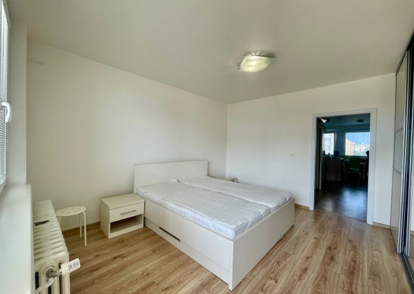 Na predaj pôvodne 3.izb. byt, kompletná rekonštrukcia, Bratislava - Petržalka, Jasovská ulica.