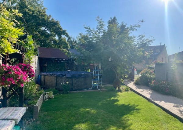 Predaj 5 izbový rodinný dom v obci Rohovce, neďaleko R7, len 8km od Šamorína