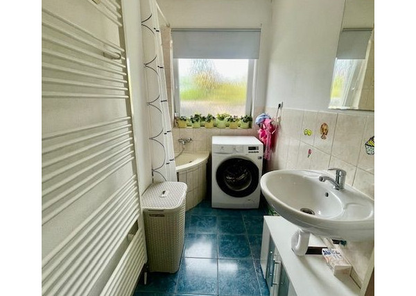 Predaj 5 izbový rodinný dom v obci Rohovce, neďaleko R7, len 8km od Šamorína