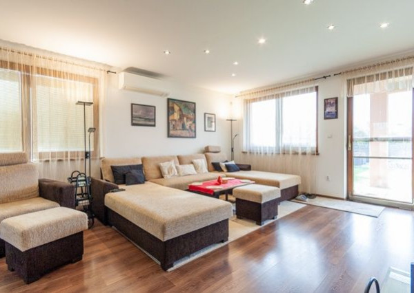 Na predaj 3 izbový rodinný dom v obci Holice pri R7, Dunajská Streda, Trnavský kraj