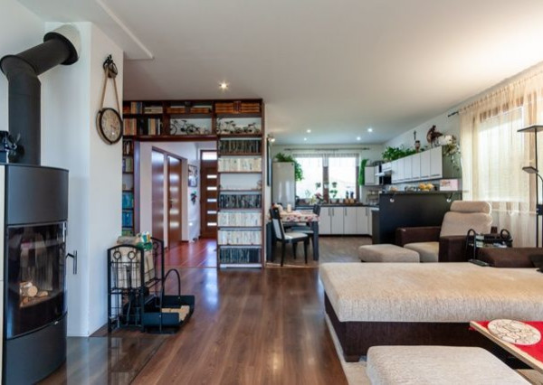 Na predaj 3 izbový rodinný dom v obci Holice pri R7, Dunajská Streda, Trnavský kraj