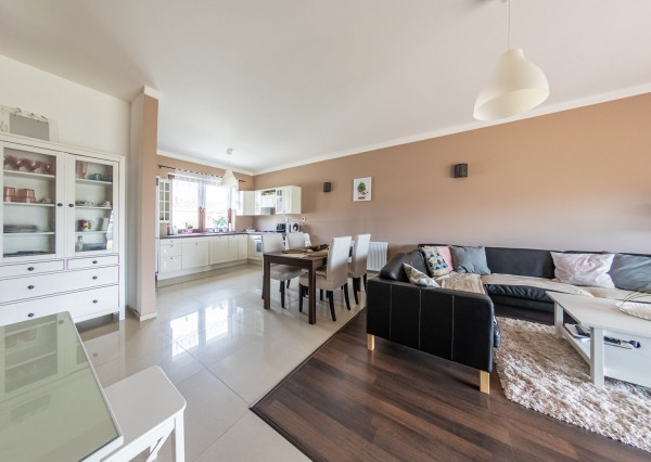 Predaj úžasného bungalovu v prihraničnej obci Medveďov.