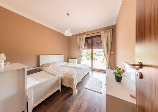 Predaj úžasného bungalovu v prihraničnej obci Medveďov.