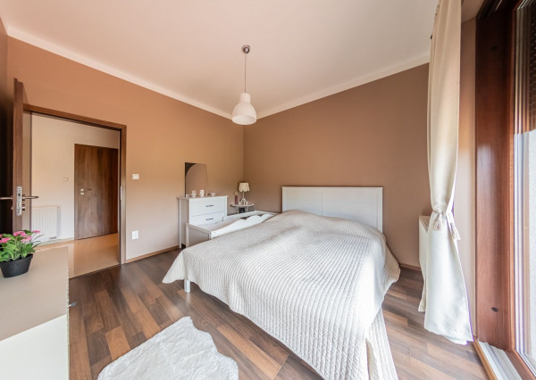 Predaj úžasného bungalovu v prihraničnej obci Medveďov.