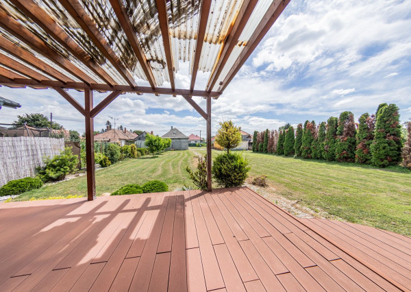 Predaj úžasného bungalovu v prihraničnej obci Medveďov.