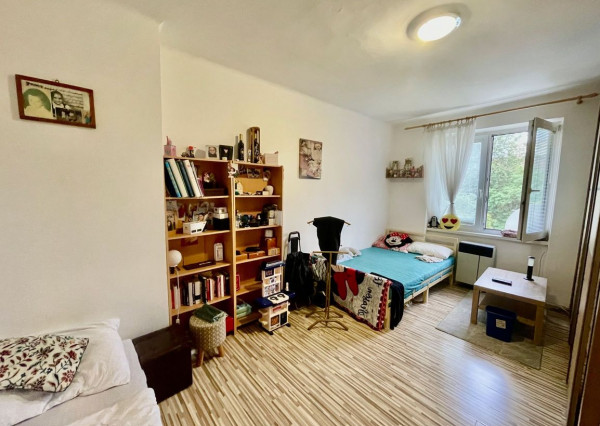 REZERVOVANÉ - predaj 2 izb. byt v Šamoríne, Školská ul.