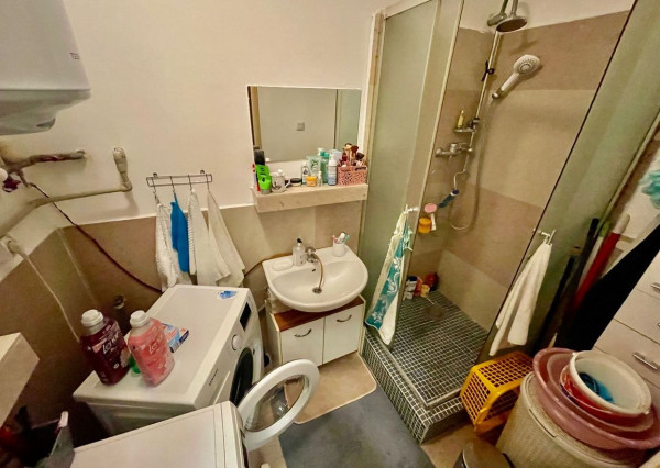 REZERVOVANÉ - predaj 2 izb. byt v Šamoríne, Školská ul.