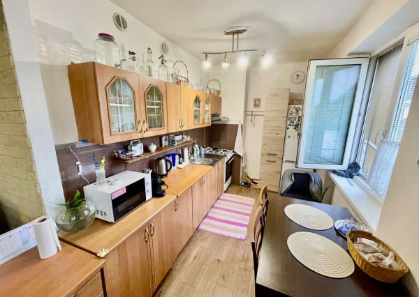 REZERVOVANÉ - predaj 2 izb. byt v Šamoríne, Školská ul.