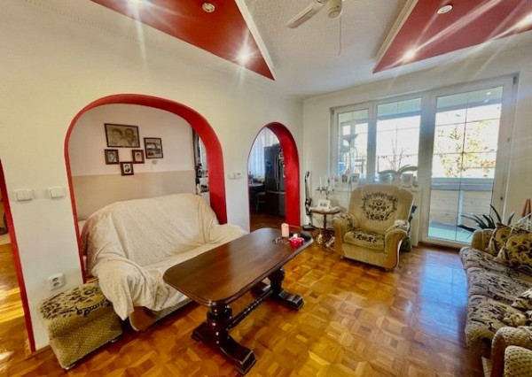 LEHNICE - Veľký Lég, na predaj veľký 3. izb. byt aj s garážou