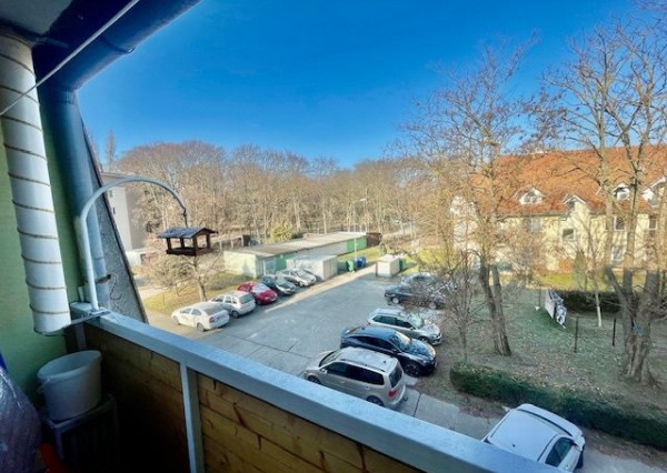 LEHNICE - Veľký Lég, na predaj veľký 3. izb. byt aj s garážou