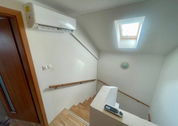 Na predaj 3 izb. rodinný dom v obci Rohovce, Dun. Streda.