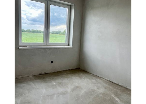 Rovinka -predaj 4 izbový byt so záhradkou.