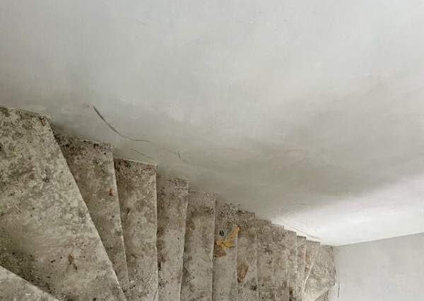 Rovinka -predaj 4 izbový byt so záhradkou.