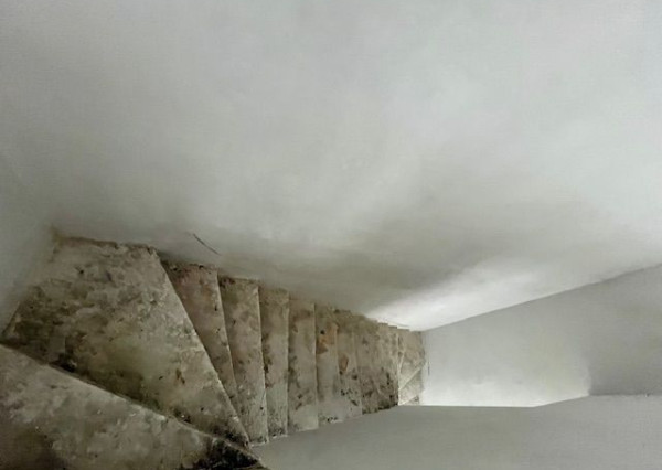 Rovinka -predaj 4 izbový byt so záhradkou.