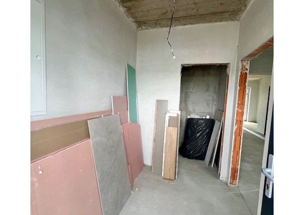 Rovinka -predaj 4 izbový byt so záhradkou.